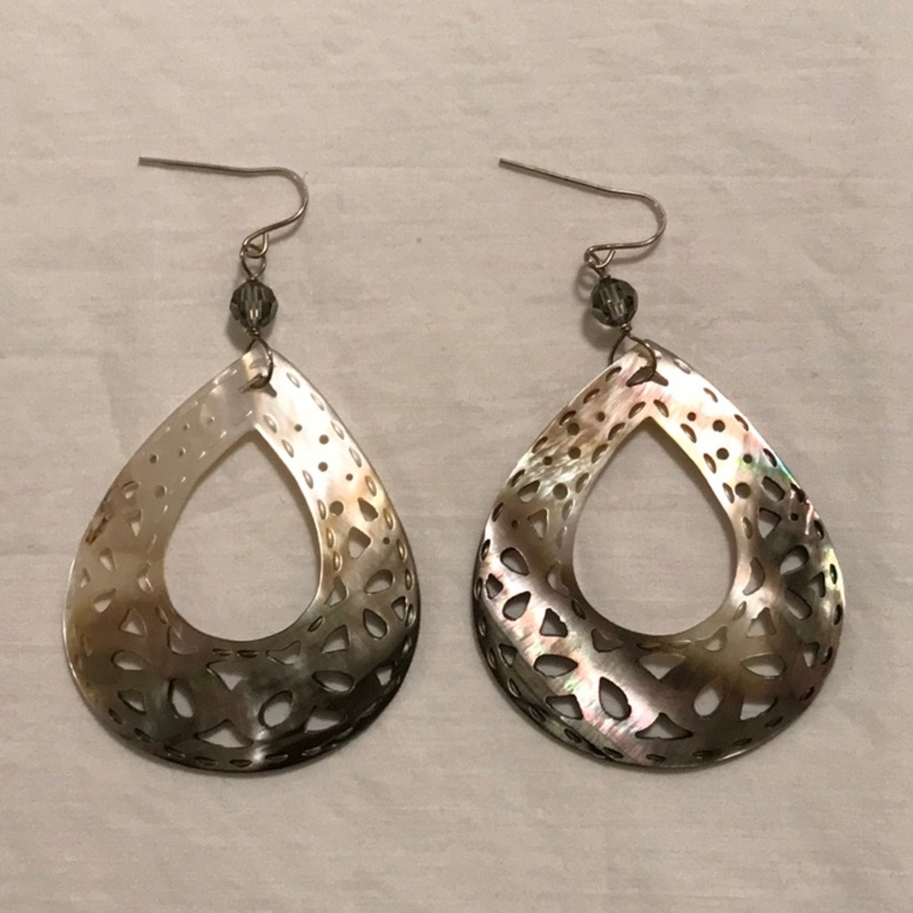 Mother of pearl cut out drop earrings